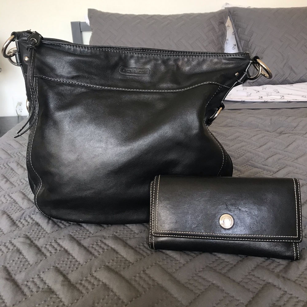 Coach Leather Hobo Purse and Wallet